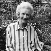 Katharine Worth, British drama academic., dies at age 92